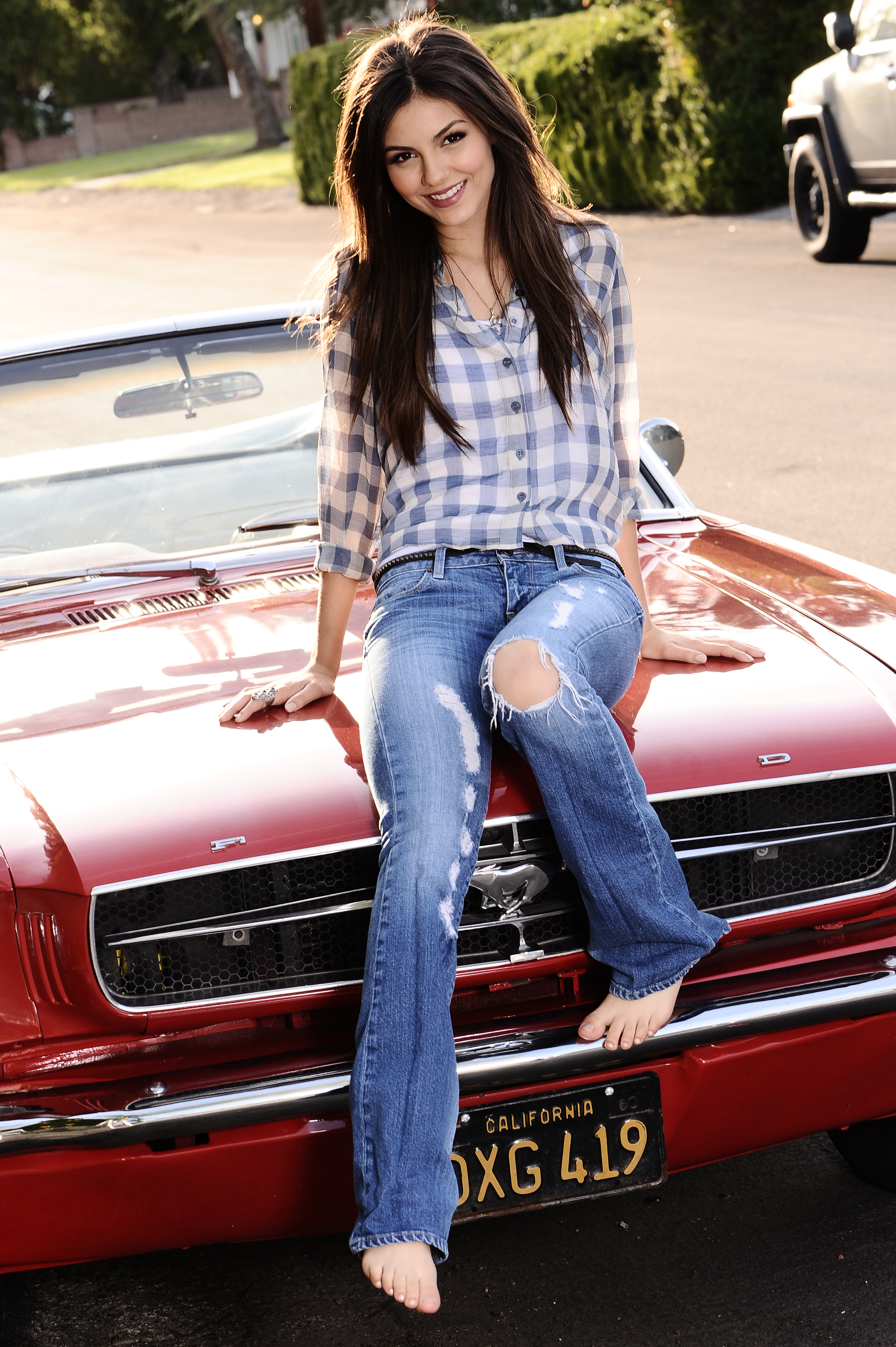 Victoria Justice Red Light Management.